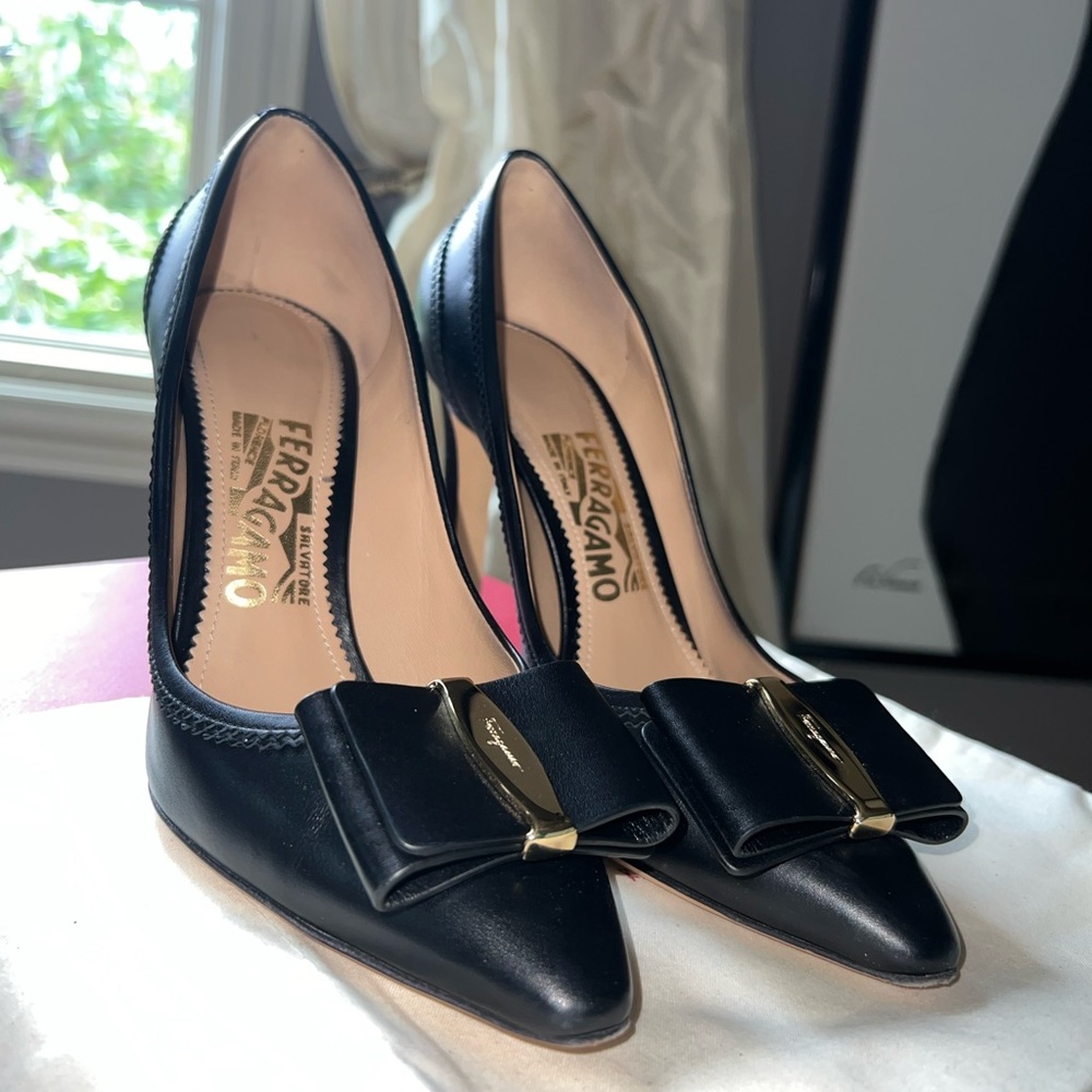 Salvatore Ferragamo Edina Heels - Picture 6 of 9